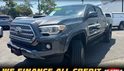 2016 Toyota Tacoma TRD Sport