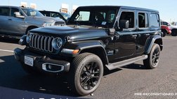 2025 Jeep Wrangler Sahara 4WD