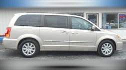 2014 Chrysler Town and Country Touring