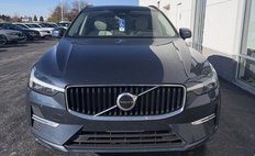 2022 Volvo XC60 B5 Momentum