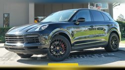 2022 Porsche Cayenne Base