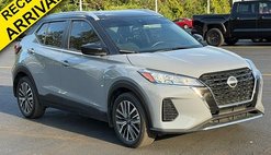 2023 Nissan Kicks SV