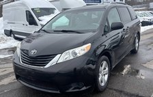 2011 Toyota Sienna LE 8-Passenger