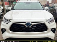 2024 Toyota Highlander Hybrid XLE