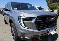 2024 GMC Acadia AT4