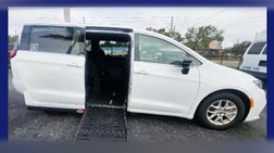 2024 Chrysler Pacifica Touring