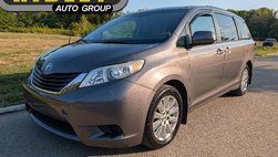 2014 Toyota Sienna LE 7-Passenger