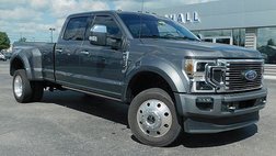 2022 Ford F-450 Super Duty Platinum
