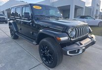 2025 Jeep Wrangler Sahara 4WD