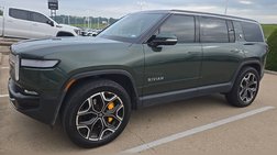 2023 Rivian R1S Adventure