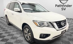 2017 Nissan Pathfinder SV