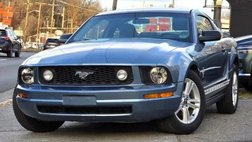 2005 Ford Mustang Deluxe