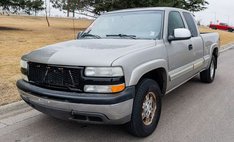 2000 Chevrolet Silverado 1500 LS