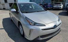 2019 Toyota Prius LE