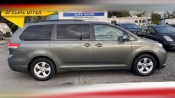 2011 Toyota Sienna LE