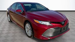 2020 Toyota Camry Hybrid XLE