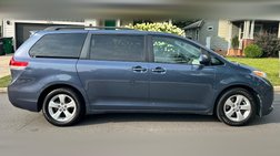 2014 Toyota Sienna LE