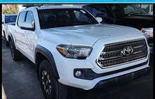 2017 Toyota Tacoma TRD Off Road Double Cab 6' Bed V6 4x4 AT (Natl)