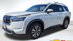 2022 Nissan Pathfinder SL