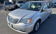 2011 Chrysler Town and Country Limited