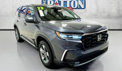 2023 Honda Pilot EX-L w/Rear Captain's Chairs
