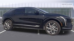 2025 Cadillac OPTIQ Luxury 2