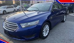 2013 Ford Taurus SE