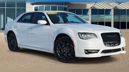 2023 Chrysler 300 Touring L