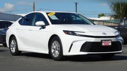 2025 Toyota Camry Hybrid LE