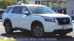 2024 Nissan Pathfinder SV