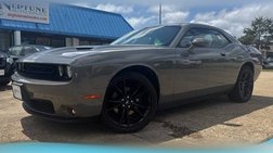2017 Dodge Challenger SXT Plus