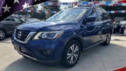 2017 Nissan Pathfinder SV