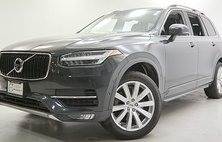 2017 Volvo XC90 T6 Momentum