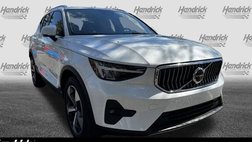 2023 Volvo XC40 B5 Plus Bright Theme
