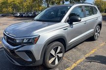 2024 Volkswagen Taos S 4Motion