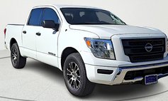 2023 Nissan Titan SV