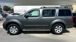 2006 Nissan Pathfinder LE 4WD
