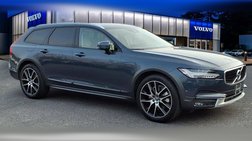 2020 Volvo V90 Cross Country T6