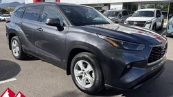 2022 Toyota Highlander LE
