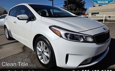 2017 Kia Forte5 LX
