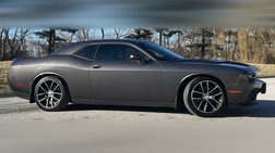 2016 Dodge Challenger SXT Plus
