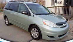 2010 Toyota Sienna CE FWD 7 Passenger
