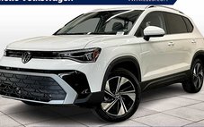 2025 Volkswagen Taos SE 4Motion