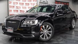 2018 Chrysler 300 Touring