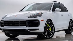 2023 Porsche Cayenne Turbo S E-Hybrid