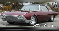 1962 Ford Thunderbird 