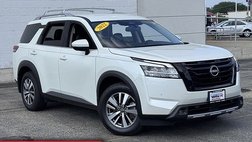 2022 Nissan Pathfinder SL