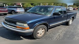 2000 Chevrolet S-10 LS