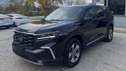 2023 Honda Pilot EX-L w/Rear Captain's Chairs