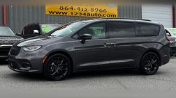 2021 Chrysler Pacifica Touring L